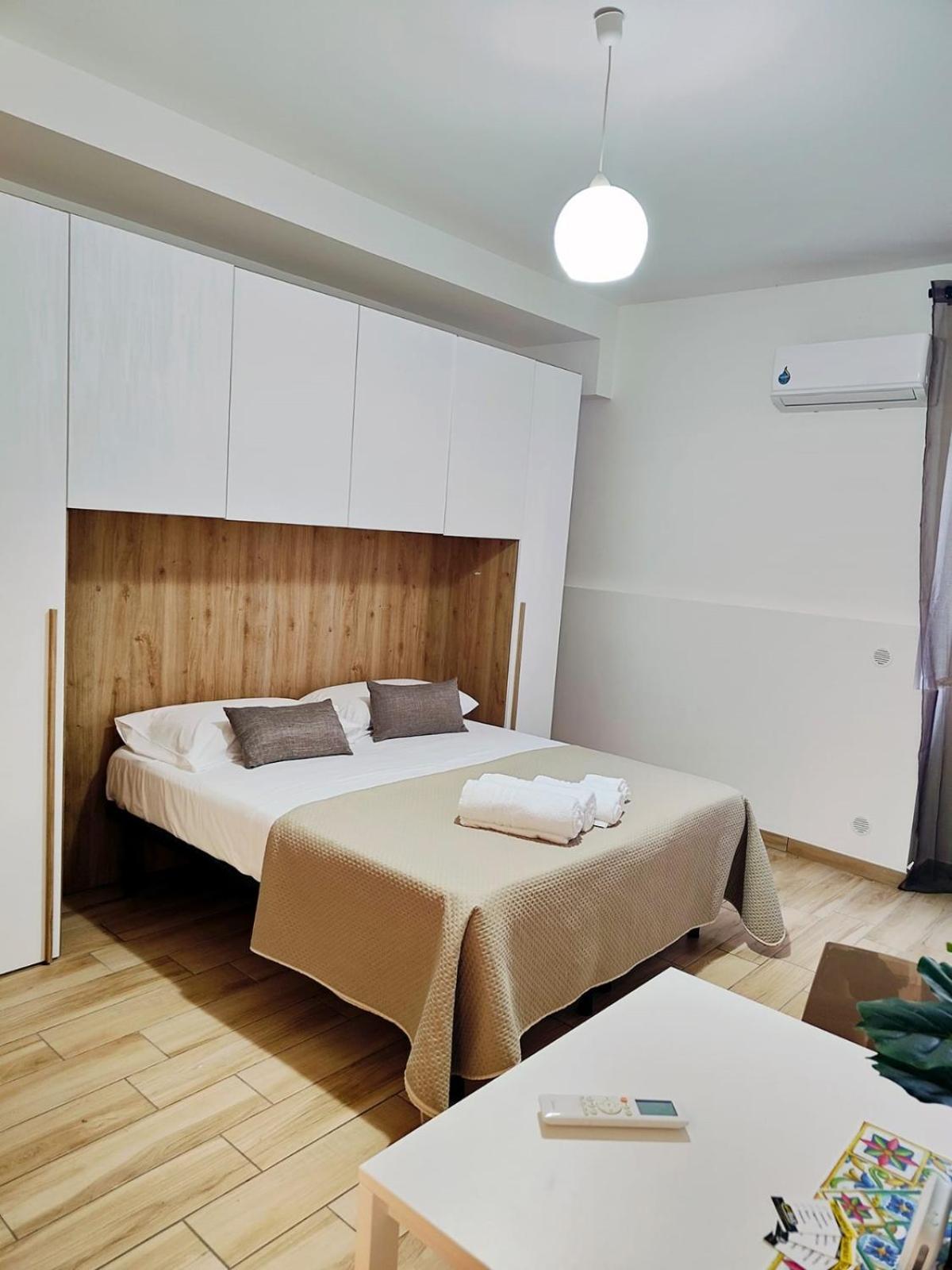 Cientopera Suite Rooms Pontecagnano Exterior foto